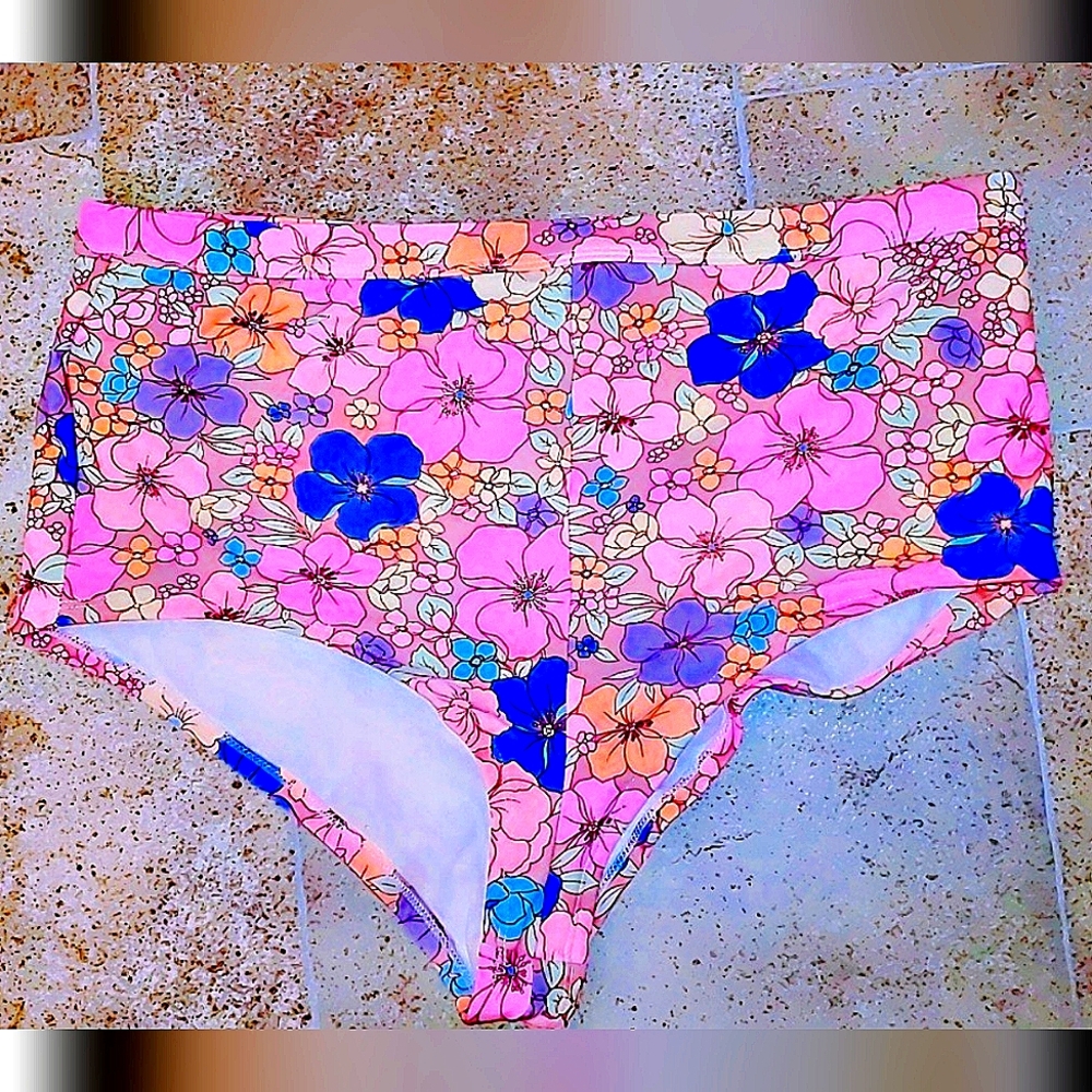 Wild Fable High Waisted bottoms. XL